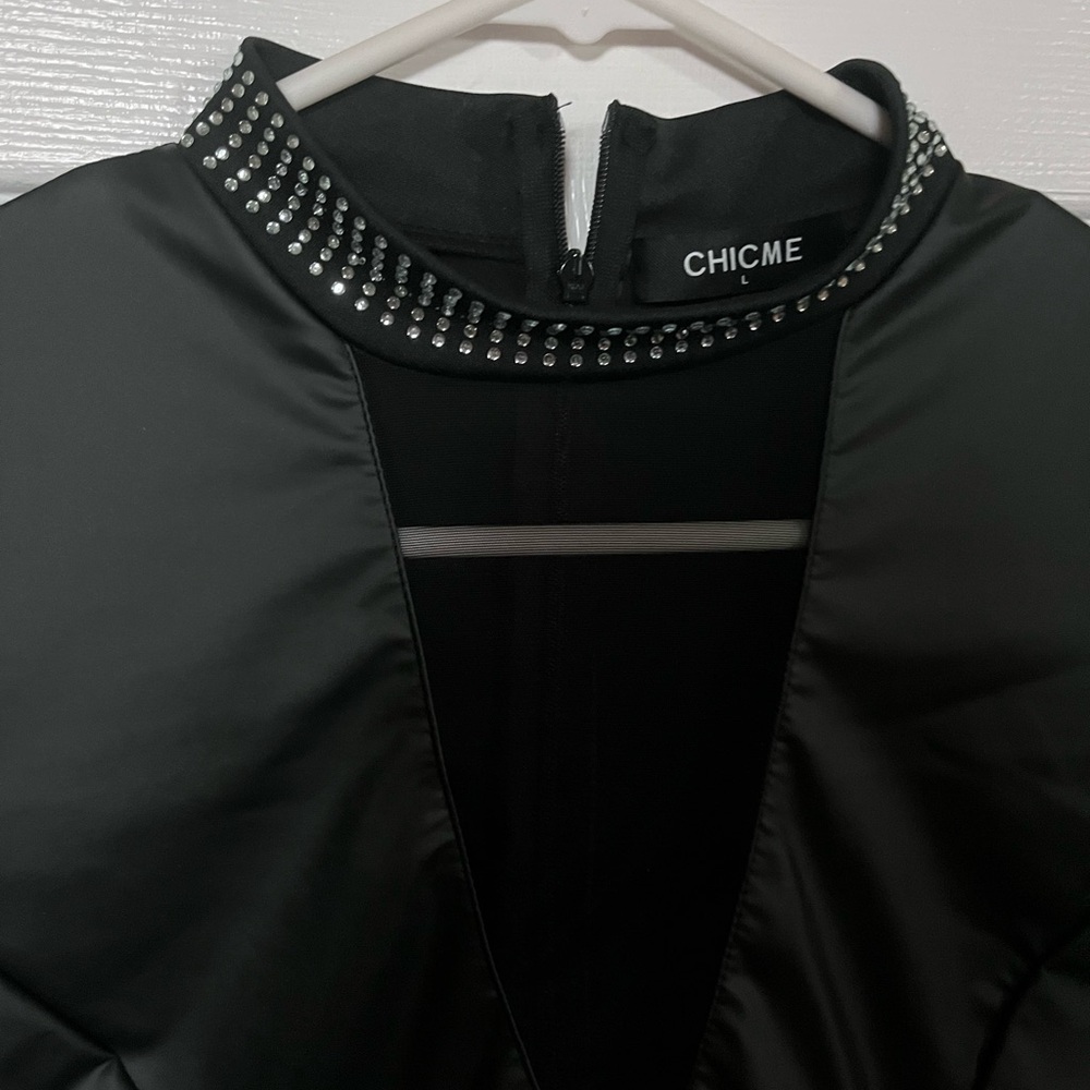 Dress - Picture 2 of 4